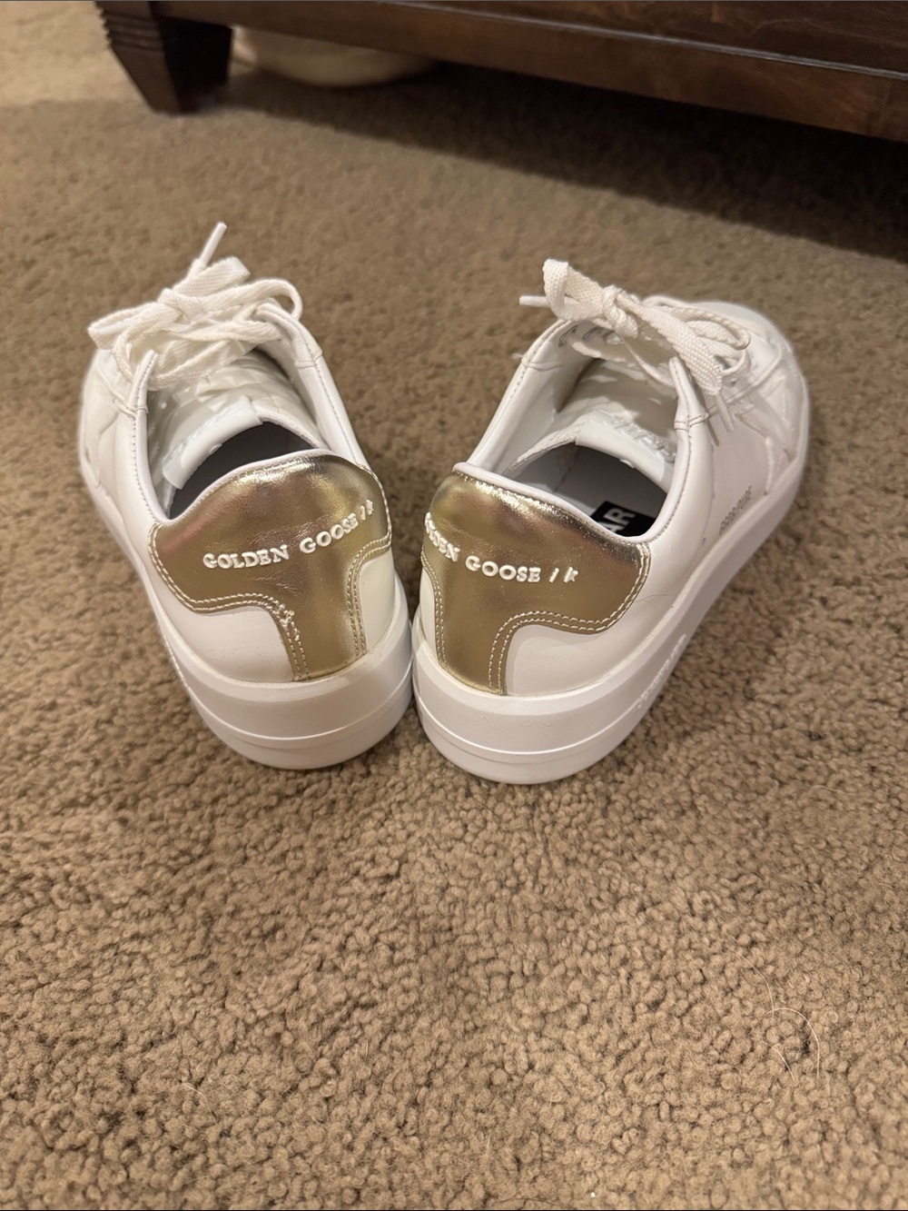Golden Goose Women's White Low-Top Lace-Up Sneakers - Pure Star - gold back - Picture 2 of 8